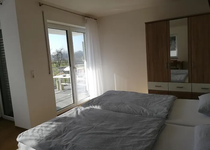 Ferienwohnungen Weishaupt Pfingstweider Strasse 30