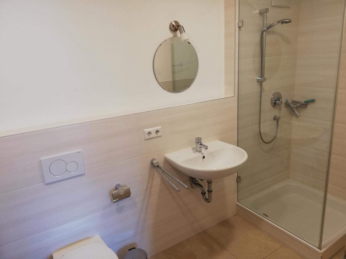 Apartment Weishaupt Pfingstweider Strasse 30